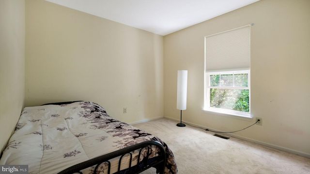 137 WEYBRIDGE DR, Malvern, PA 19355