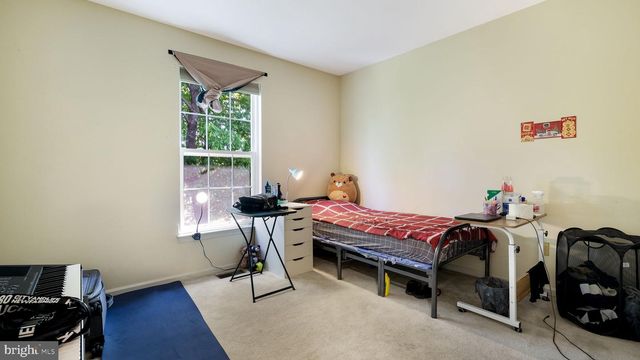 137 WEYBRIDGE DR, Malvern, PA 19355