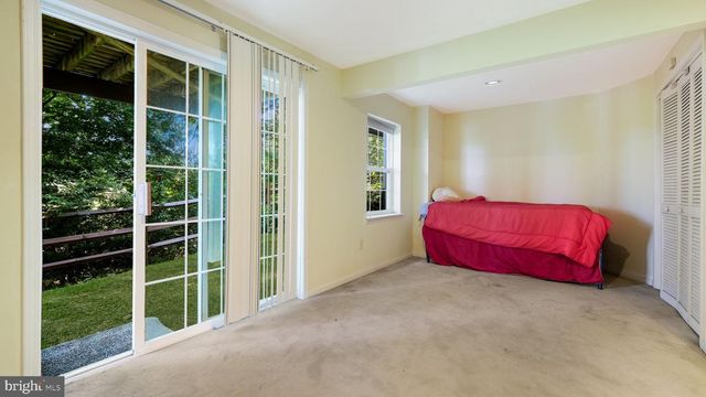137 WEYBRIDGE DR, Malvern, PA 19355