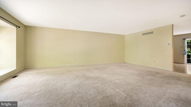 137 WEYBRIDGE DR, Malvern, PA 19355