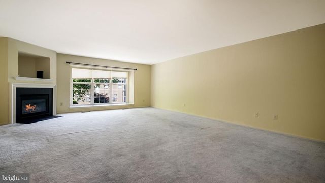 137 WEYBRIDGE DR, Malvern, PA 19355