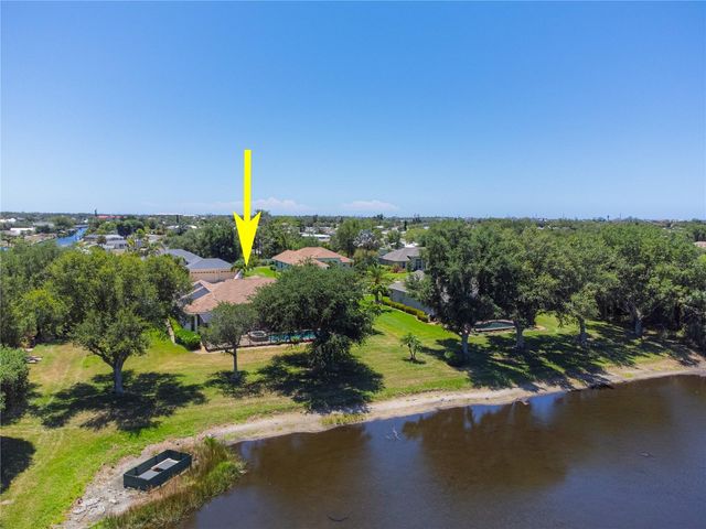 183 CLEAR LAKE DRIVE, Englewood, FL 34223
