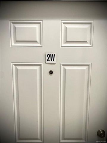 25 W Hartsdale Avenue 2W, Hartsdale, NY 10530