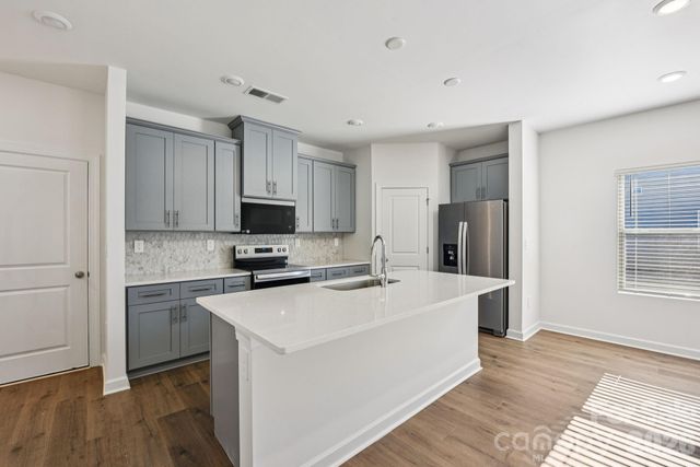 7238 Yardley Street, Gastonia, NC 28056