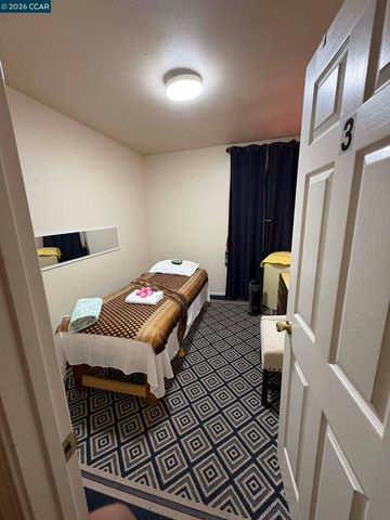 1518 Sonoma Blvd, Vallejo, CA 94590