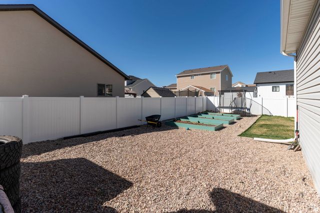 836 S 250 W, Vernal, UT 84078