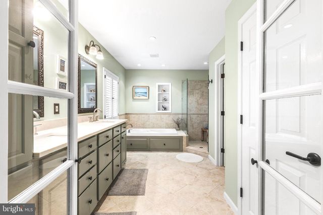 220 S VALLEY FORGE RD, Devon, PA 19333