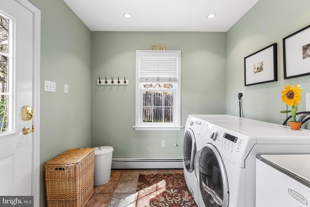 220 S VALLEY FORGE RD, Devon, PA 19333