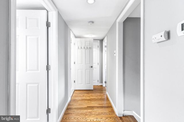 220 S VALLEY FORGE RD, Devon, PA 19333