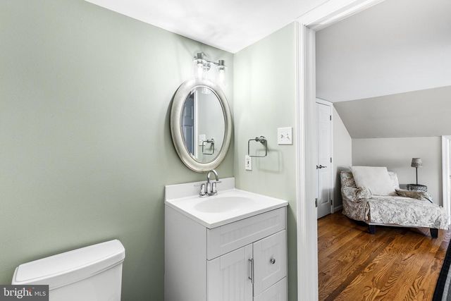 220 S VALLEY FORGE RD, Devon, PA 19333