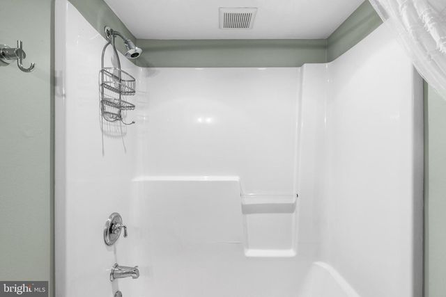 220 S VALLEY FORGE RD, Devon, PA 19333