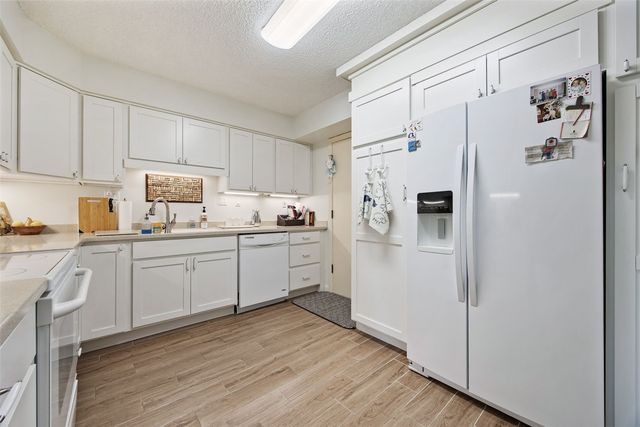 2131 1st Avenue SE 310, Cedar Rapids, IA 52402