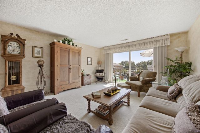 2131 1st Avenue SE 310, Cedar Rapids, IA 52402