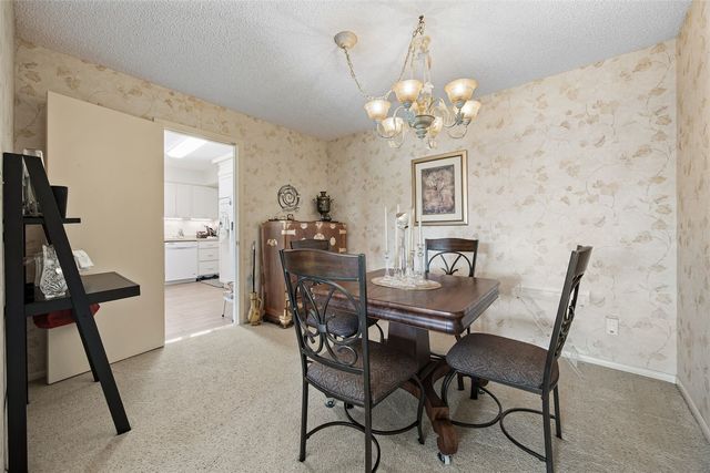 2131 1st Avenue SE 310, Cedar Rapids, IA 52402