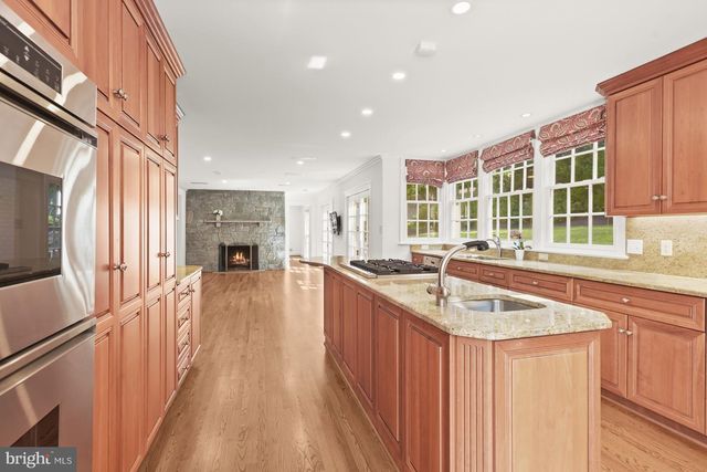 4810 ROCKWOOD PKWY NW, Washington, DC 20016