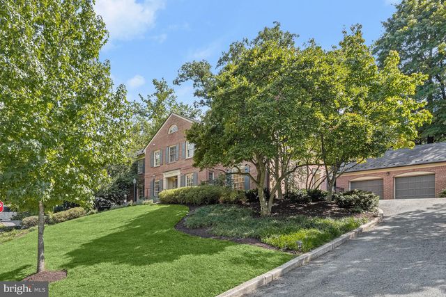 4810 ROCKWOOD PKWY NW, Washington, DC 20016