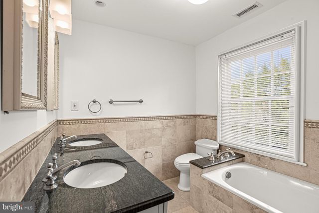 4810 ROCKWOOD PKWY NW, Washington, DC 20016