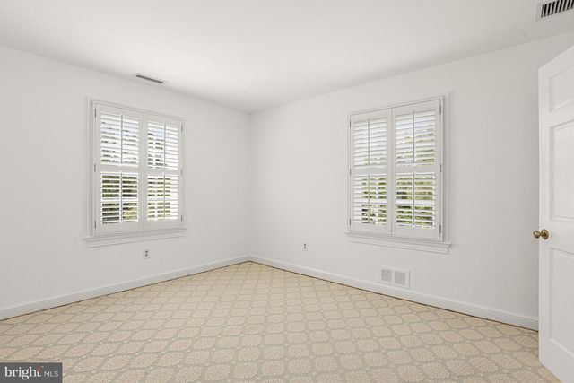 4810 ROCKWOOD PKWY NW, Washington, DC 20016