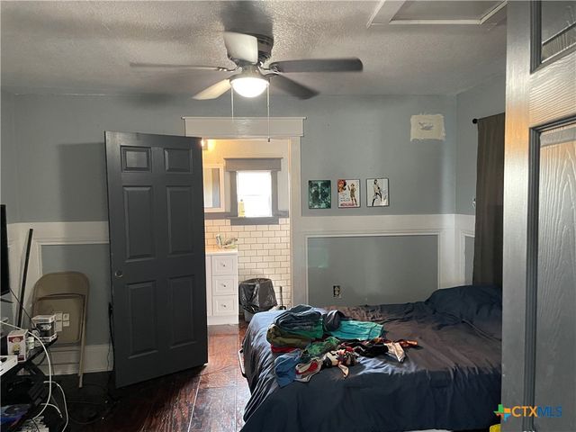 1000 Heidenreich Lane, Kyle, TX 78640