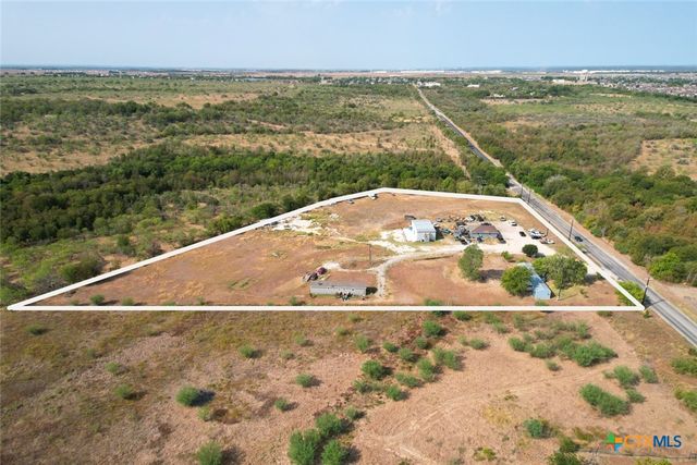 1000 Heidenreich Lane, Kyle, TX 78640