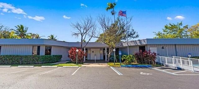 105 Royal Park Drive 3a, Oakland Park, FL 33309