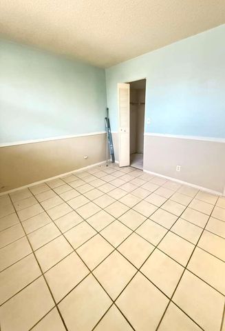 105 Royal Park Drive 3a, Oakland Park, FL 33309