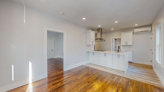 24 Alfred 1, Everett, MA 02149