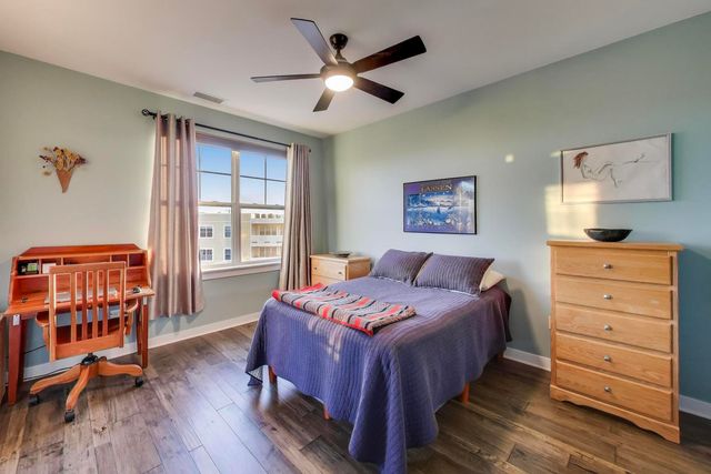 977 Harris Road 34, Grayslake, IL 60030