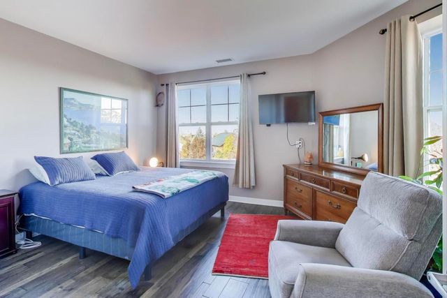 977 Harris Road 34, Grayslake, IL 60030