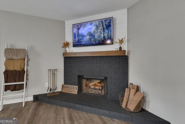 106 Greenfield Lane, Grantville, GA 30220