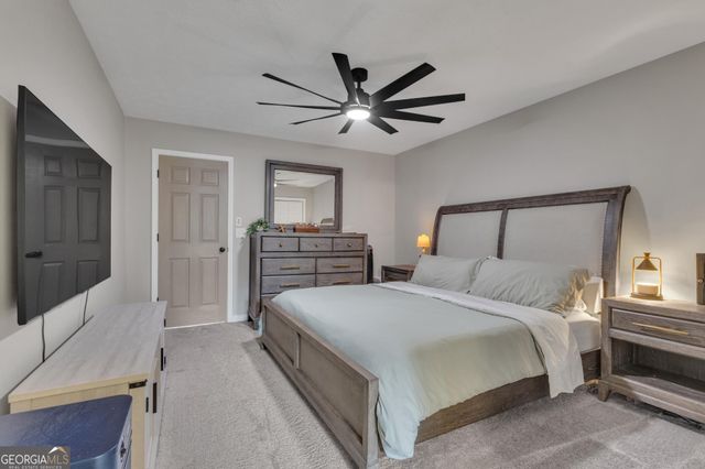 106 Greenfield Lane, Grantville, GA 30220