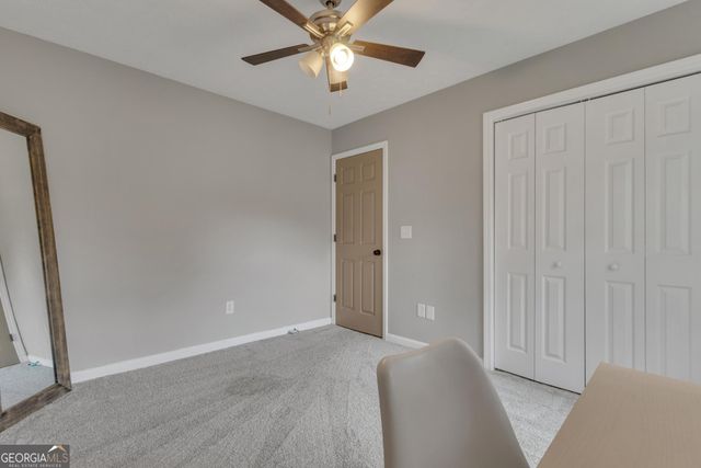 106 Greenfield Lane, Grantville, GA 30220