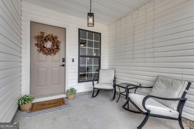 106 Greenfield Lane, Grantville, GA 30220