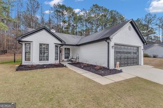 106 Greenfield Lane, Grantville, GA 30220