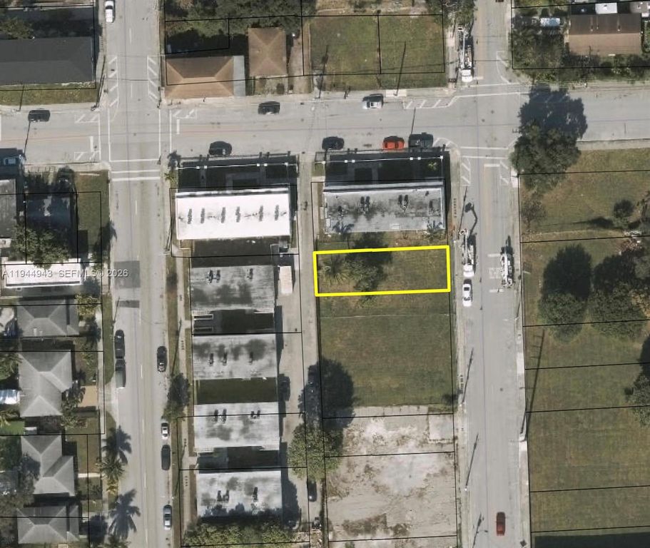 1646 NW 1st CT, Miami, FL 33136