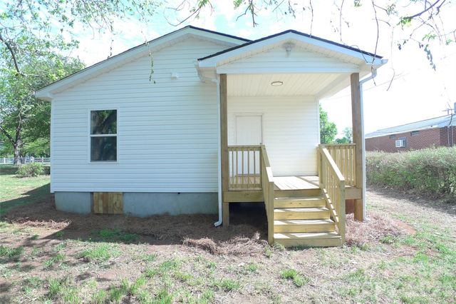 2546 US 601 Highway S, Mocksville, NC 27028