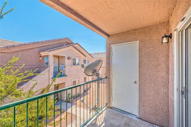 3956 Danny Melamed Avenue 201, Las Vegas, NV 89110
