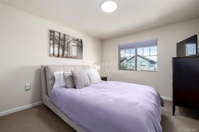 68 Avocet Court, Longmont, CO 80501