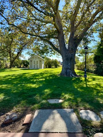 571 E BEN LOMOND AVE, South Ogden, UT 84403