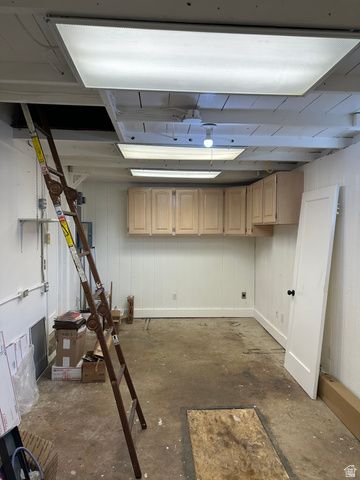 571 E BEN LOMOND AVE, South Ogden, UT 84403