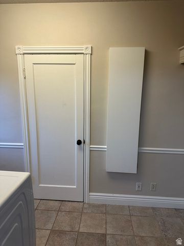 571 E BEN LOMOND AVE, South Ogden, UT 84403