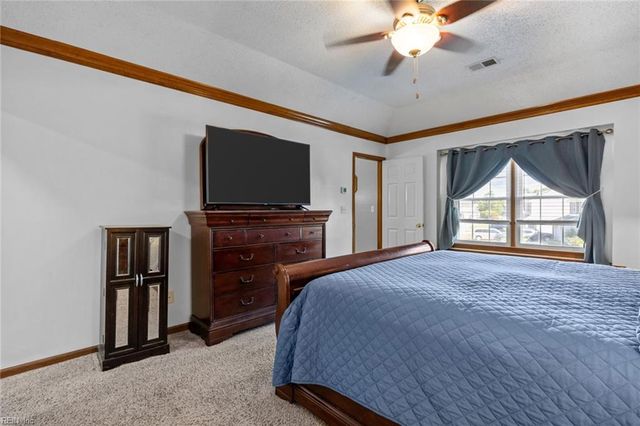 1041 Rolling Point CT, Virginia Beach, VA 23456