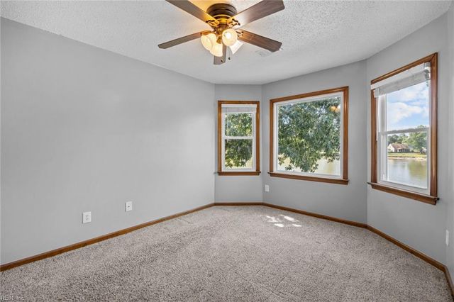 1041 Rolling Point CT, Virginia Beach, VA 23456