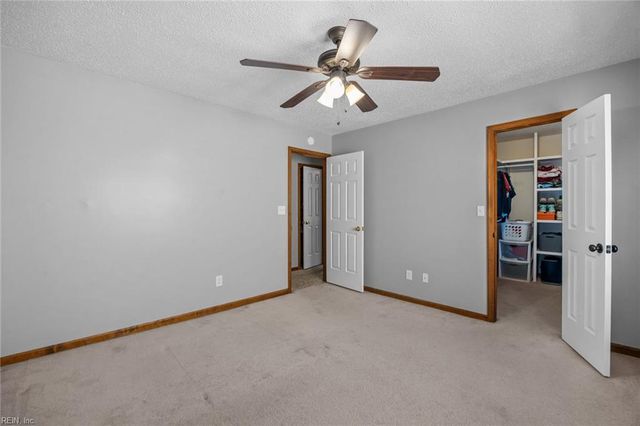 1041 Rolling Point CT, Virginia Beach, VA 23456