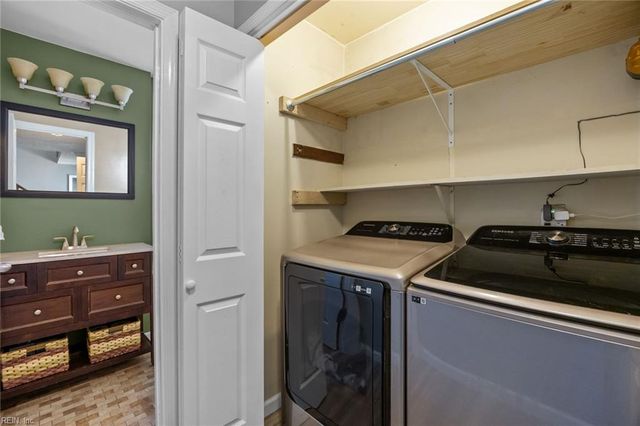 1041 Rolling Point CT, Virginia Beach, VA 23456