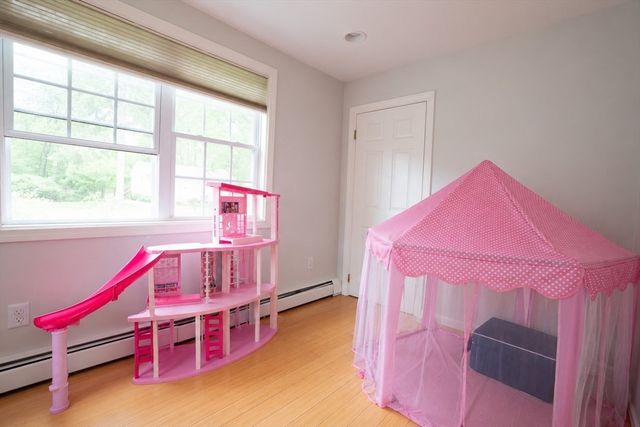 16 Richard Ave, Sudbury, MA 01776
