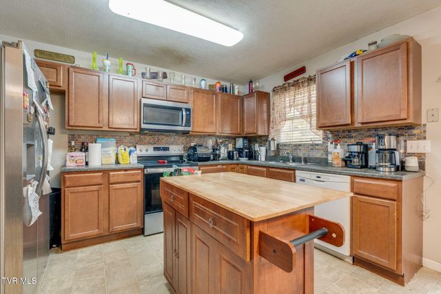 1000 Faye Street, Kingsport, TN 37660