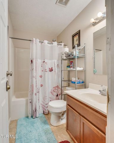 1000 Faye Street, Kingsport, TN 37660