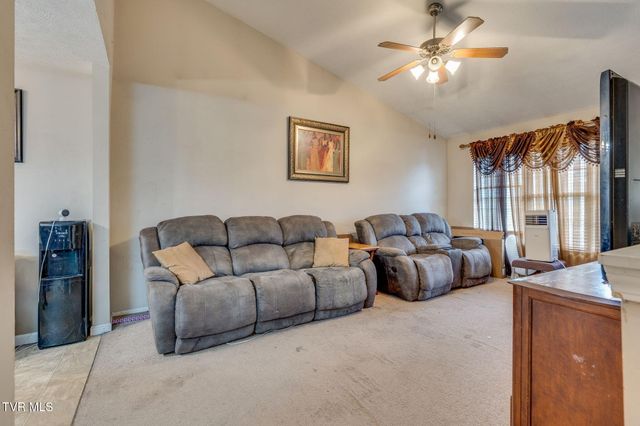 1000 Faye Street, Kingsport, TN 37660