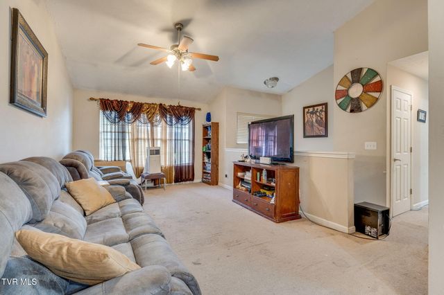 1000 Faye Street, Kingsport, TN 37660